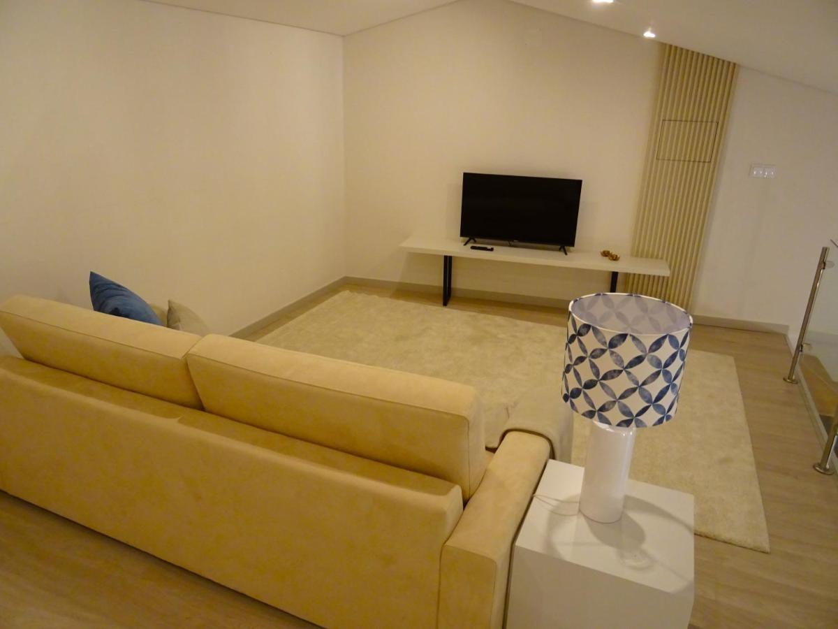 Апартаменты Burgo House Транкозу Экстерьер фото